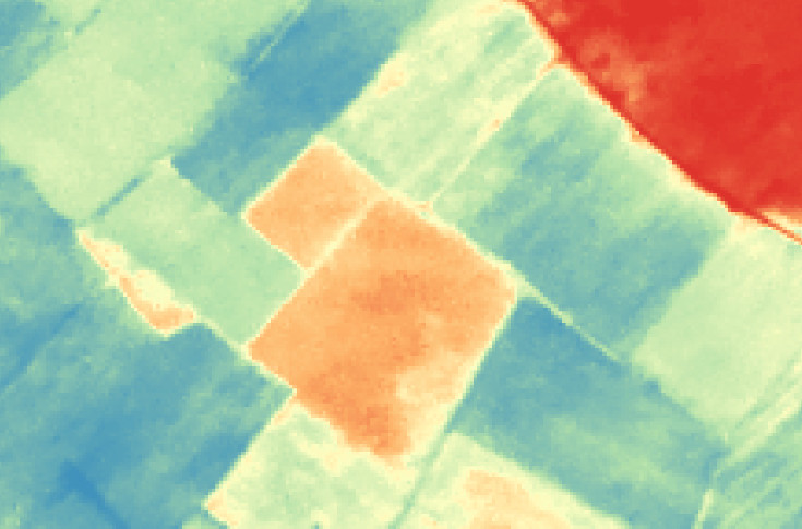 Thermografie van perceelsgrenzen in Cahors tijdens een vorstnacht, rood is het warmst